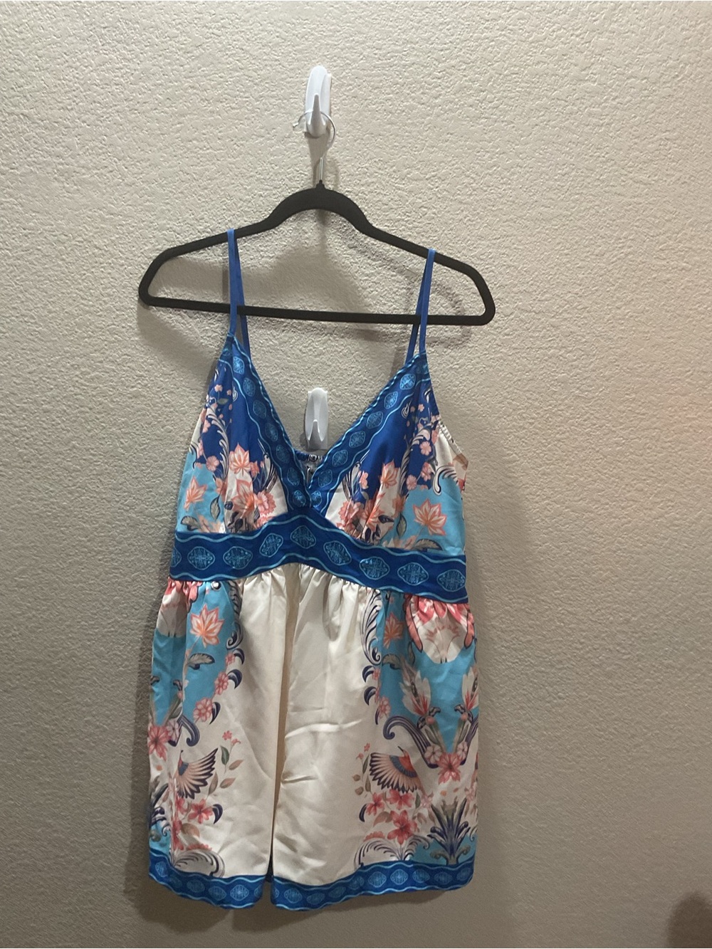 Cupshe Blue Floral Satin V-Neck Romper